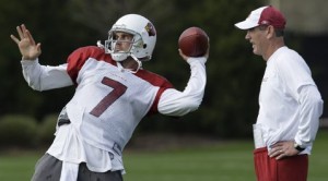 Leinart accepts role with grace 