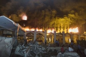 Suicide bomb guts Pakistan Marriott hotel; 42 dead 