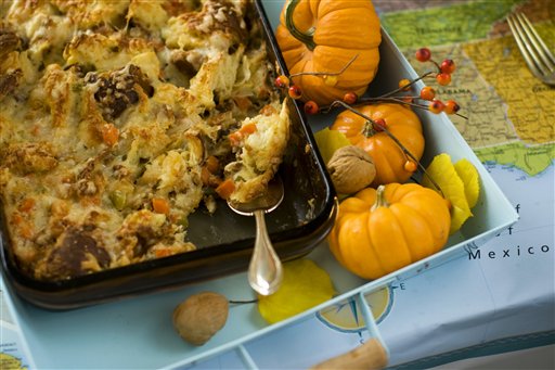Food-Thanksgiving-Family-Stuffing