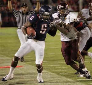 Arizona defeats Central Michigan 19-6 