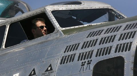 Air show brings B-17 to Chandler airport 