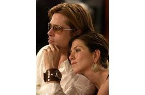 Pitt, Aniston selling Beverly Hills estate 