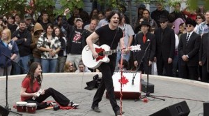 White Stripes: Air Forces Reserve ad stole song 