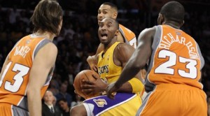 Kobe, Lakers stop Suns cold 