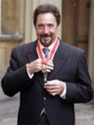 Singer Tom Jones is knighted 