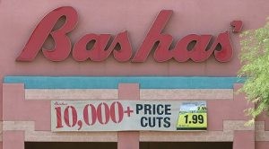 Lender glitch delays Bashas' bankruptcy plan 
