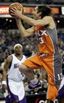 Furious rally gives Suns win 