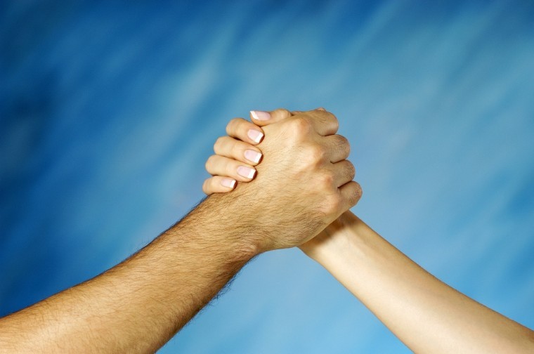 arm wrestle