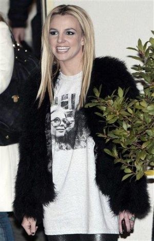 Britney Spears tops Yahoo searches 
