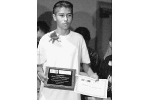 07/10 - Eighth-grader from Tempe wins $7,500 college scholarship 