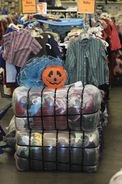 afn.101510.com.Halloweenbudget9.jpg