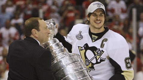Penguins topple Red Wings to win Stanley Cup 