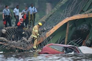 Police: More victims in submerged cars 