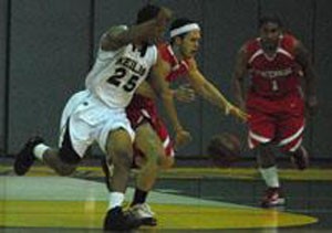 Kellis locks down Centennial in Northwest holiday tourney 