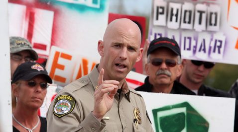 Protestors gather to denounce speed cameras 