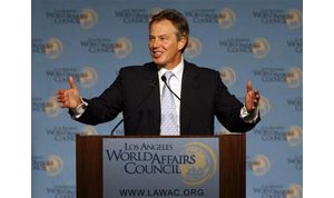 Blair's plane overshoots Miami runway 