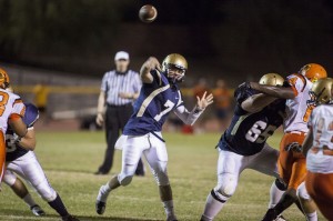 Football: DV vs Corona