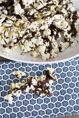 Food-American Table-Popcorn