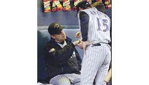 Schilling stifles Padres 