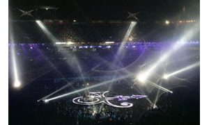 No malfunction as Prince rocks halftime 