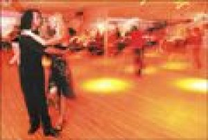 E.V. club has the footwork for steamy tango dancing 