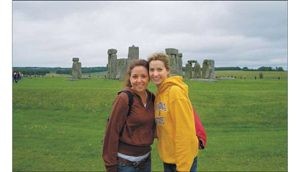 Overseas students undeterred by terrorist threat 