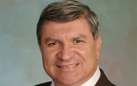 Gilbert school board member Dunham resigns 