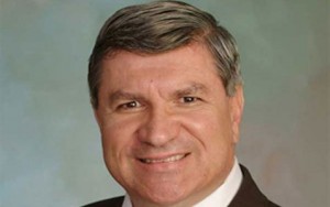 Gilbert school board member Dunham resigns 