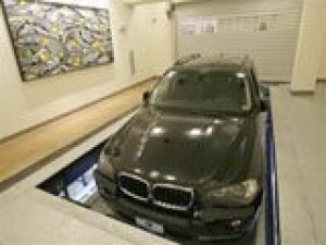 Robot parking garage to open in New York 