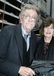 Influential author Vonnegut dies at 84 