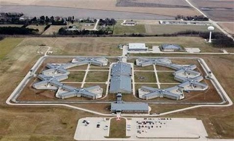 Illinois prison to get Gitmo detainees 