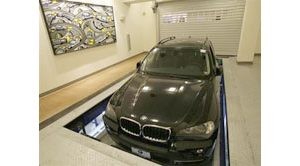 Robot parking garage to open in New York 