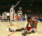Illinois eliminates Arizona in NCAA tournament 