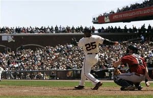 Struggling D-Backs swept in San Francisco; Bonds homers 