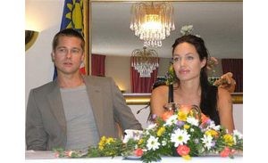 Jolie and Pitt deny marriage plans 