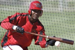 D-Backs' Hudson to wear Robinson’s jersey number 