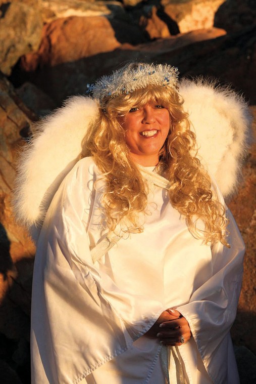 afn.holly.112410.nativity9.jpg