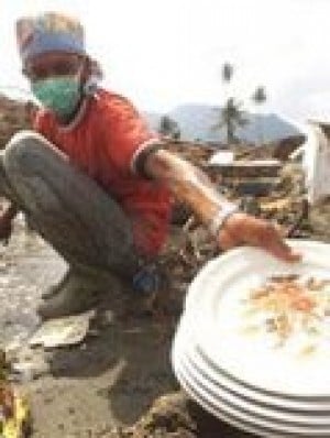 Americans speed aid to tsunami-hit Asia 