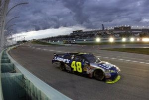 Johnson wins 4th straight NASCAR championship 