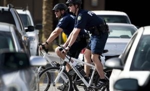 Scottsdale police beef up mall patrols 