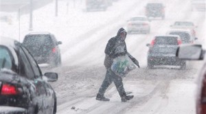 Winter storm starts to spread across Midwest 