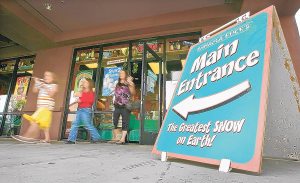 Town Council expected to relax sign ordinance 