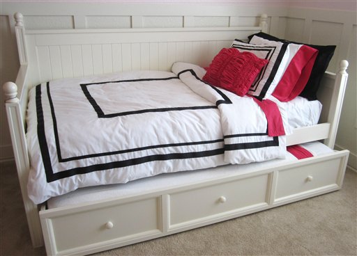 Homes-Right-Sleep Stylishly