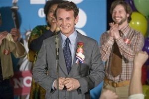 'Milk' earns Stanley Kramer prize from Producers 