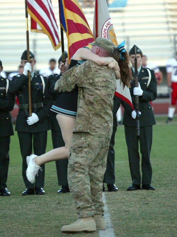 Military Dad Surprise