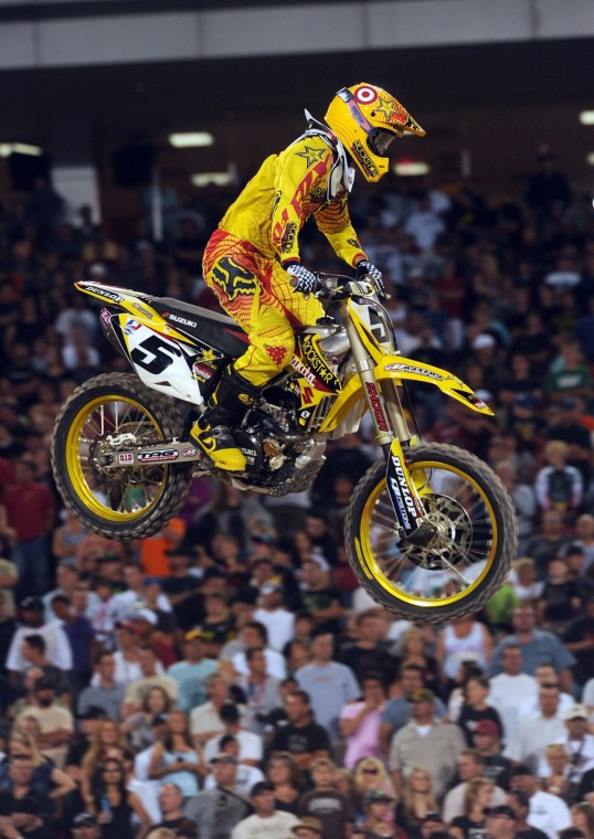 Supercross Chasing Dungey