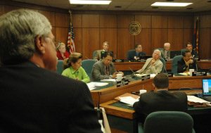 Governor’s co-chief of staff apologizes over Vet Home 