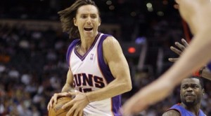 Stoudemire, Nash lead Suns past Pistons, 117-91 