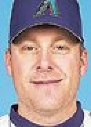 Schilling accepts trade to Boston 