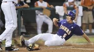 Mahtook single in 11th gives LSU 7-6 CWS win 
